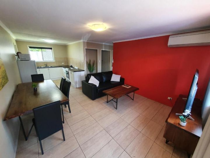 Stroll to the City Center in Minutes Apartment, Toowoomba - imaginea 1