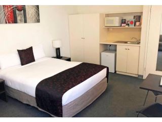 studio 105 Gouger city apartment with parking Apartment, Adelaide - 1