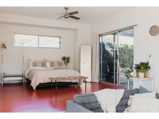 S T U D I O 22 Peaceful Retreat with Garden Views Apartment, Port Lincoln - 4
