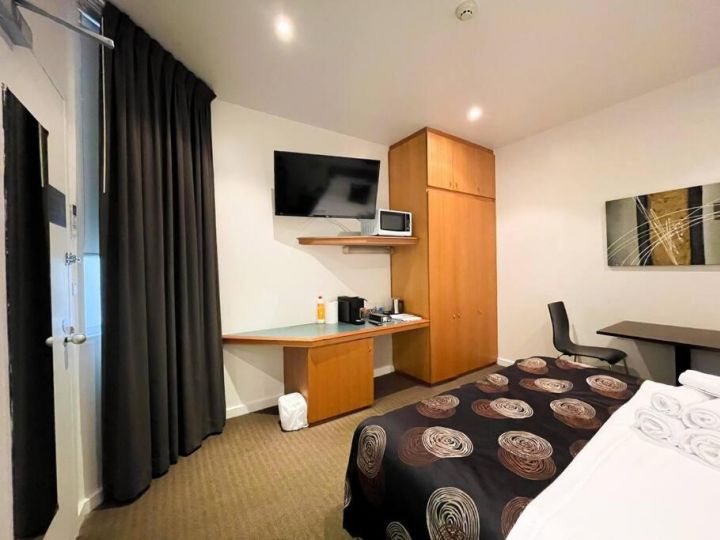 Studio 427/247 gouger st ex hotel room in city Apartment, Australia - imaginea 9