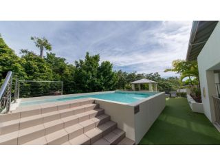 Studio 8 on Waterson Apartment, Airlie Beach - 1