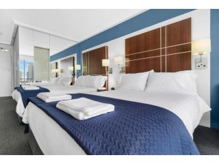 Stunning 1BR Apartment Minutes From The Sand - Fast Wifi & Spa Hotel, Gold Coast - 1