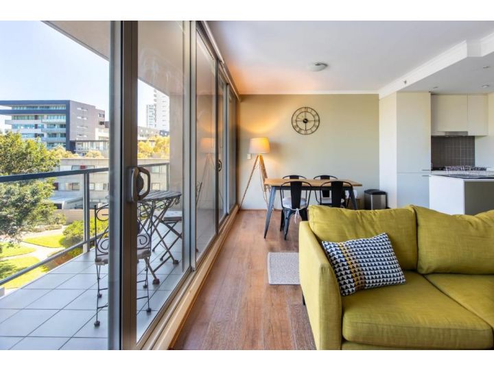 Stunning 2BR Apartment In Central Location - Fast WIFI & Pool Apartment, Sydney - imaginea 2