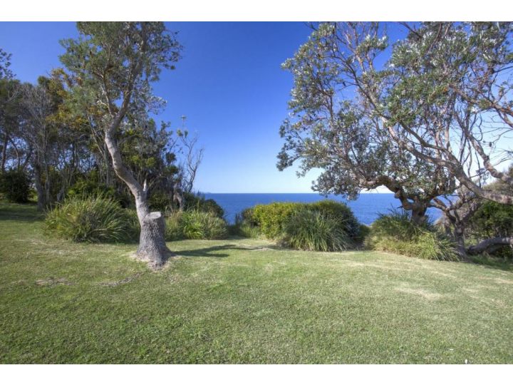 Stunning Clifftop Location - 213 Mitchell Pde Guest house, Mollymook - imaginea 13