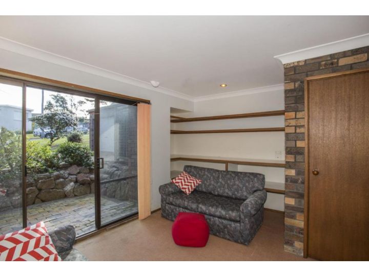 Stunning Clifftop Location - 213 Mitchell Pde Guest house, Mollymook - imaginea 6