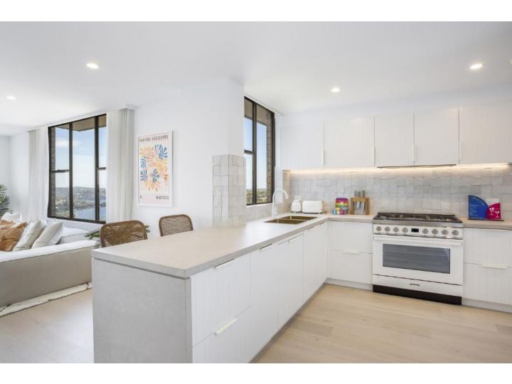 Stunning Cremorne Views from Stylish Apartment Apartment, Sydney - imaginea 10