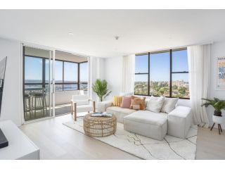 Stunning Cremorne Views from Stylish Apartment Apartment, Sydney - 2