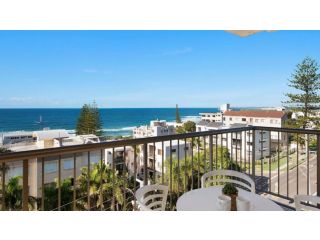 Unit 13 Oceanic, Kings Beach Guest house, Caloundra - 1