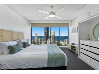 Stunning Ocean Views in the Heart of Surfers Apartment, Gold Coast - 1