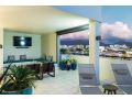 Stunning Penthouse at Mcleod Street Apartment, Cairns - thumb 1