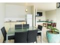 Stunning Penthouse at Mcleod Street Apartment, Cairns - thumb 18