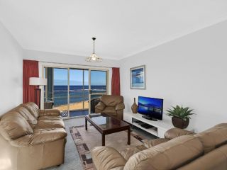 Stunning Toowoon Bay on Charlton Apartment, Blue Bay - 3