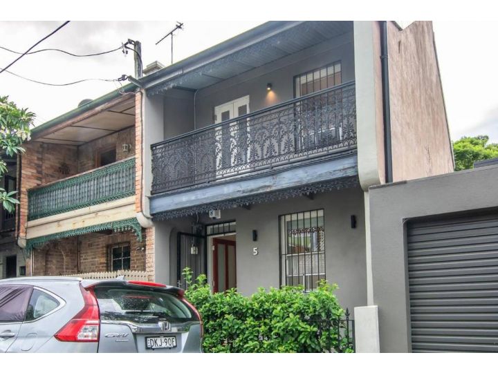 Surry Hills Townhouse, stylish & modern, close to station & city Guest house, Sydney - imaginea 17