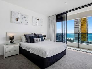 Stunning value 2 bed 2 bath at Oracle Broadbeach Apartment, Gold Coast - 5