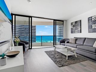 Stunning value 2 bed 2 bath at Oracle Broadbeach Apartment, Gold Coast - 4