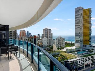 Stunning value 2 bed 2 bath at Oracle Broadbeach Apartment, Gold Coast - 1