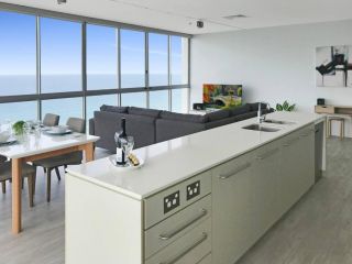 Air on Broadbeach Apartment, Gold Coast - 4