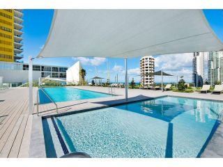 Air on Broadbeach Apartment, Gold Coast - 2