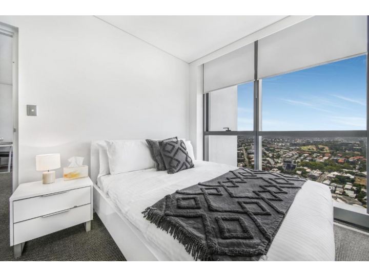 Stunning Views on the 41st Floor Apartment, Brisbane - imaginea 1