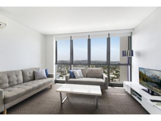 Stunning Views on the 41st Floor Apartment, Brisbane - 2