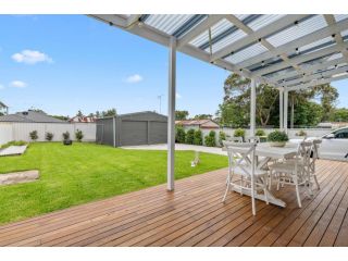 Stunningly Renovated Home With Spa and Fire Pit Guest house, New South Wales - 4