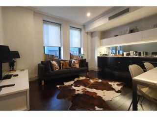 Stylish 1 Bedroom Apartment in Vibrant Potts Point Apartment, Sydney - 2