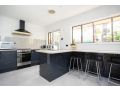 STYLISH & NEW leafy family home-walk to beach - South Golden Beach-North Byron Guest house, New South Wales - thumb 5