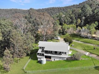 Stylish Country Retreat Wollombi Hunter valley Guest house, New South Wales - 1