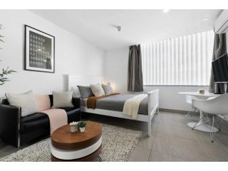 Stylish & Cozy Beach Studio, 5min walk to Bondi Beach Apartment, Sydney - 2