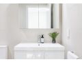 The Hideaway - Stylish Inner City Apartment Newcastle Apartment, Newcastle - thumb 11