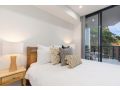 The Hideaway - Stylish Inner City Apartment Newcastle Apartment, Newcastle - thumb 10
