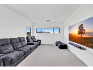 Luxury space in Prestigious Mudgee Residence Guest house, Mudgee - 5