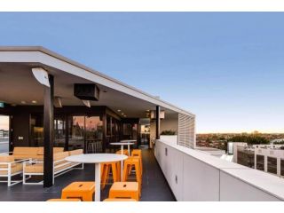 Subiaco Rooftop Terrace - EXECUTIVE ESCAPES Apartment, Perth - 2