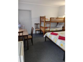 Summers Rest Units Aparthotel, Port Campbell - 4