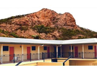 Summit Motel Hotel, Townsville - 1