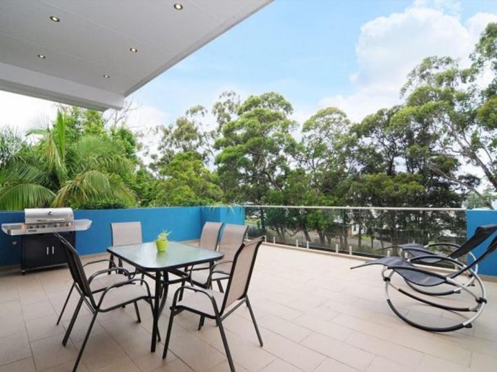 Sun Filled Balcony Just a 2 Minute Walk to the Beach Guest house, Huskisson - imaginea 9