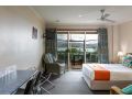 Sunlit Waters Studio Apartments Aparthotel, Airlie Beach - thumb 14