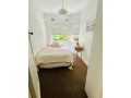 Sunny 2BR in Manly - steps to beaches, shops, cafes Apartment, Sydney - thumb 7