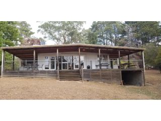 Sunny Corner Lake Eildon Guest house, Eildon - 2