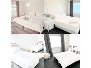 Sunnyside at Kianga - Luxury 4 bedroom house with ocean views Villa, Kianga - 4