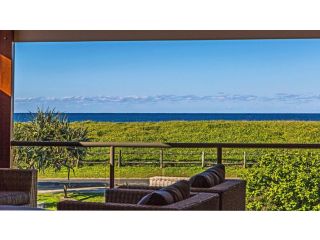 Sunrise Reef - Unit 6 Lennox Head Villa, Lennox Head - 2