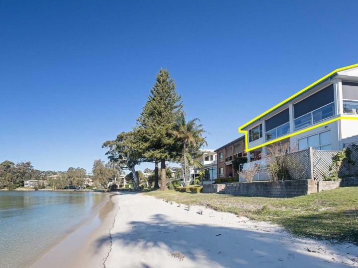 Sunrise Waters&#x27;, 2/63 Soldiers Point Road - stunning waterfront property Guest house, Soldiers Point - imaginea 13