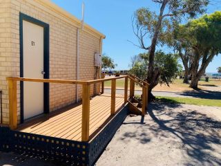 Sunset Beach Holiday Park Campsite, Geraldton - 5