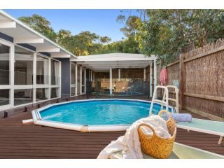 Sunset- Pool, Close to The Beach, Family Friendly Guest house, Ocean Grove - 1