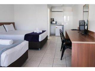 Sunshine Beach Resort Hotel, Gold Coast - 1