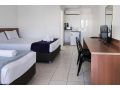 Sunshine Beach Resort Hotel, Gold Coast - thumb 1