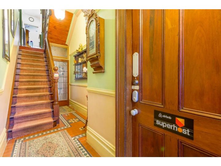 Superb SURRY HILLS Studio Room - Great Location Guest house, Sydney - imaginea 13