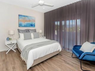 Superior Luxury Apartment in the City Apartment, Cairns - 3