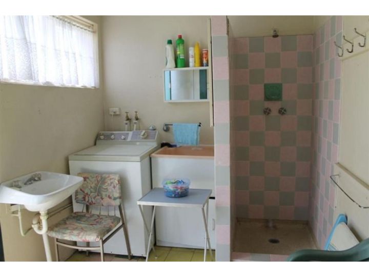 Denhams Beach Cottage Guest house, Sunshine Bay - imaginea 15