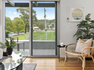 SURF CENTRAL - Wifi, double garage & smack bang in the middle of town Guest house, Lorne - 3
